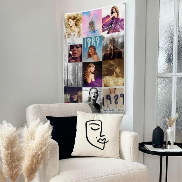 Taylor Swift 2ft x 3ft Tapestry - Picture 3 of 5